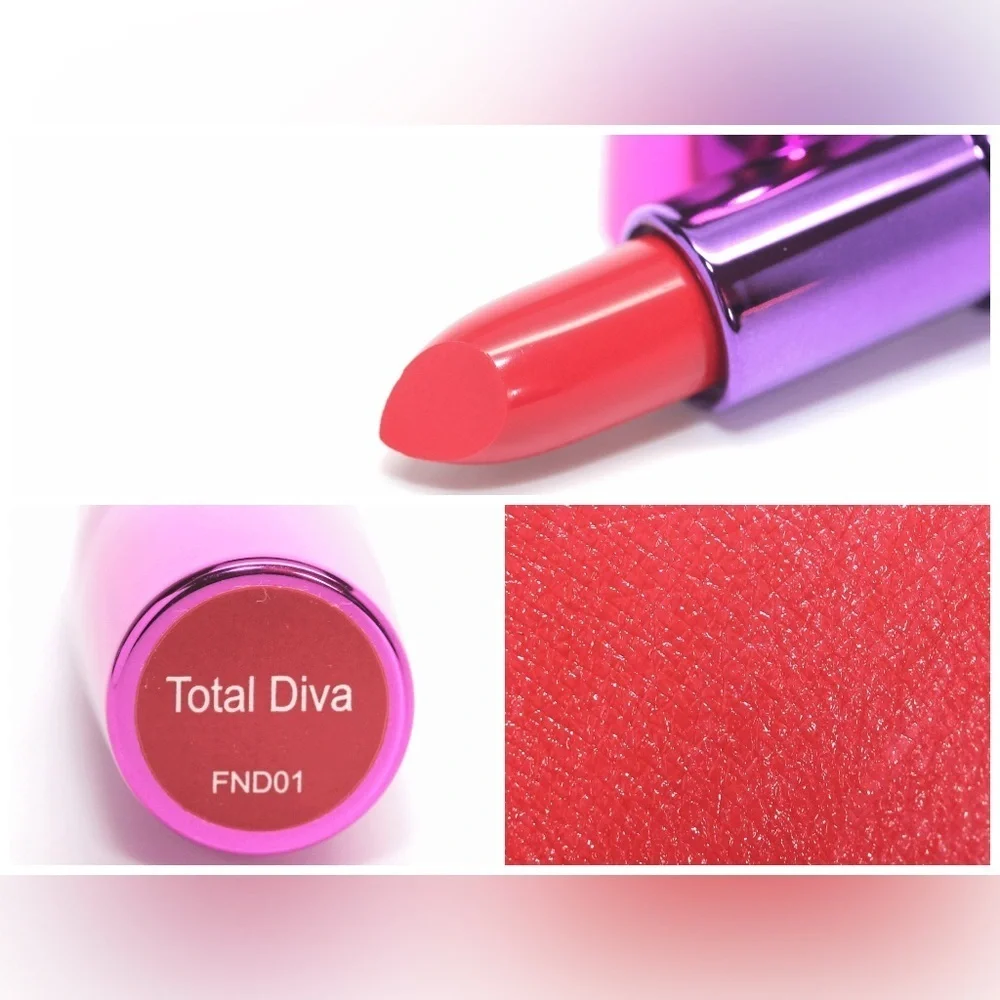 ❄️ Makeup Revolution | Lip Geek Total Diva Lipstick
